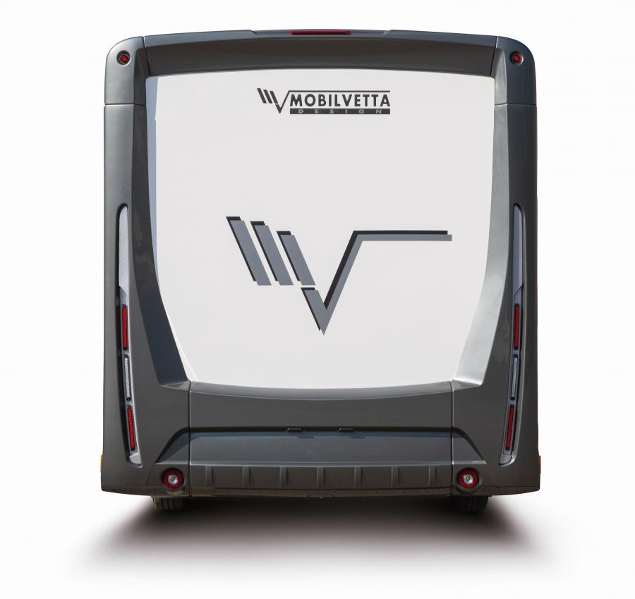  Mobilvetta K-Yacht Tekno Design 85 2017 года  (фото 3 из 3)